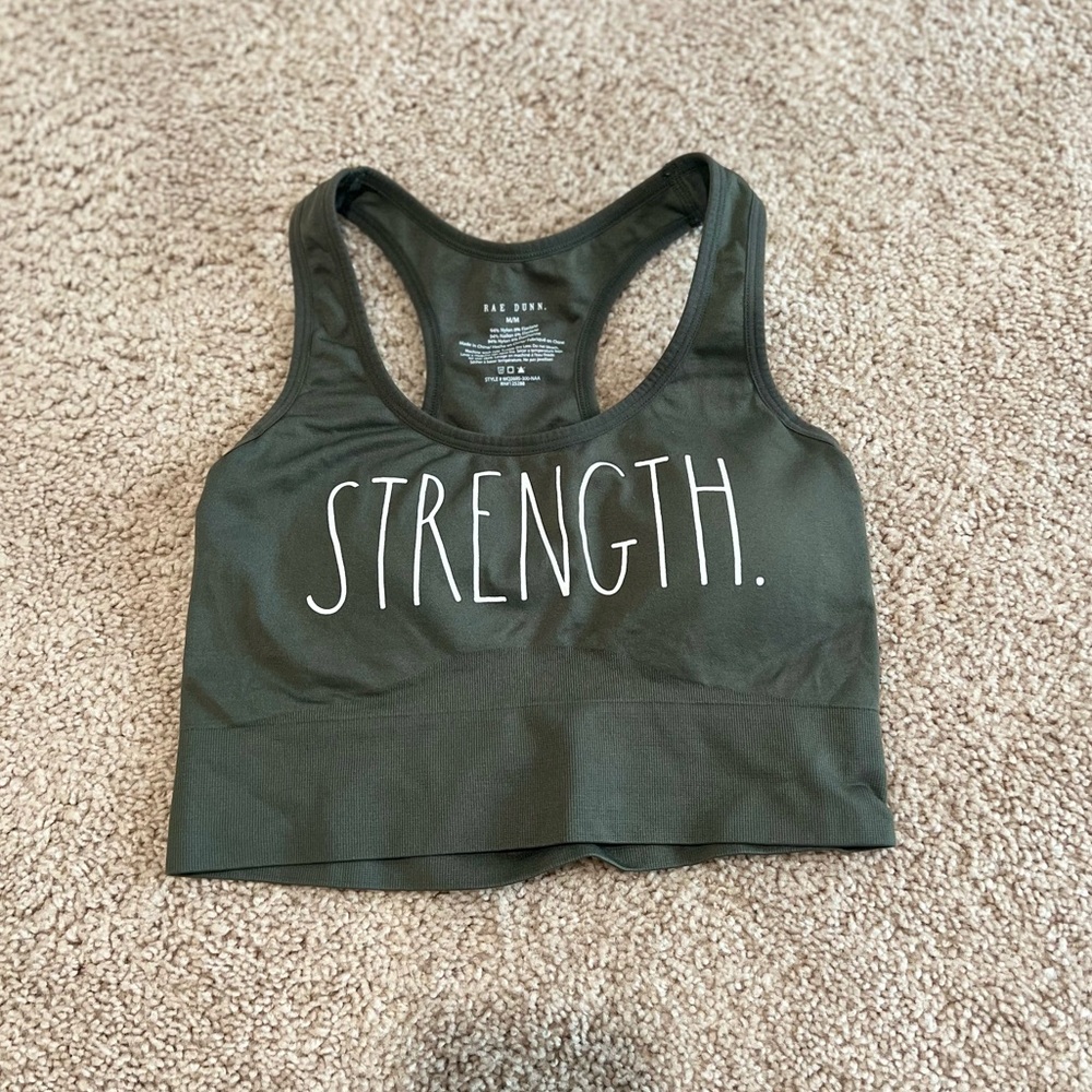 Rea Dunn Size Medium Sports Bra